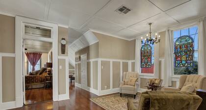 Beautiful and Unique Home With Fireplace and Pool!