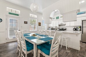 Private kitchen - Luxury Beach House With Pool, Hot Tub and Grilling Station! (South Padre Island)