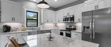 House, Multiple Beds, Patio, City View (403 N Cherry) | Private kitchen | Coffee/tea maker