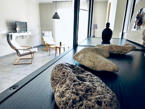 Apartment, 2 Bedrooms, Balcony, Ocean View | 2 bedrooms