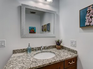 Apartamento, 1 cama de matrimonio grande (Crawford Coastal) | Baño