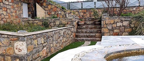 Vila, 4 quartos, para fumantes, piscina particular | Área da propriedade