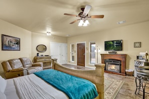 1 Schlafzimmer, individuell dekoriert, individuell eingerichtet