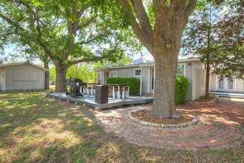 Blanco River Access Five Min to Downtown San Marcos