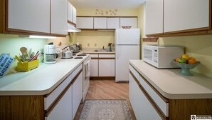Apartemen, 2 kamar tidur | Dapur pribadi