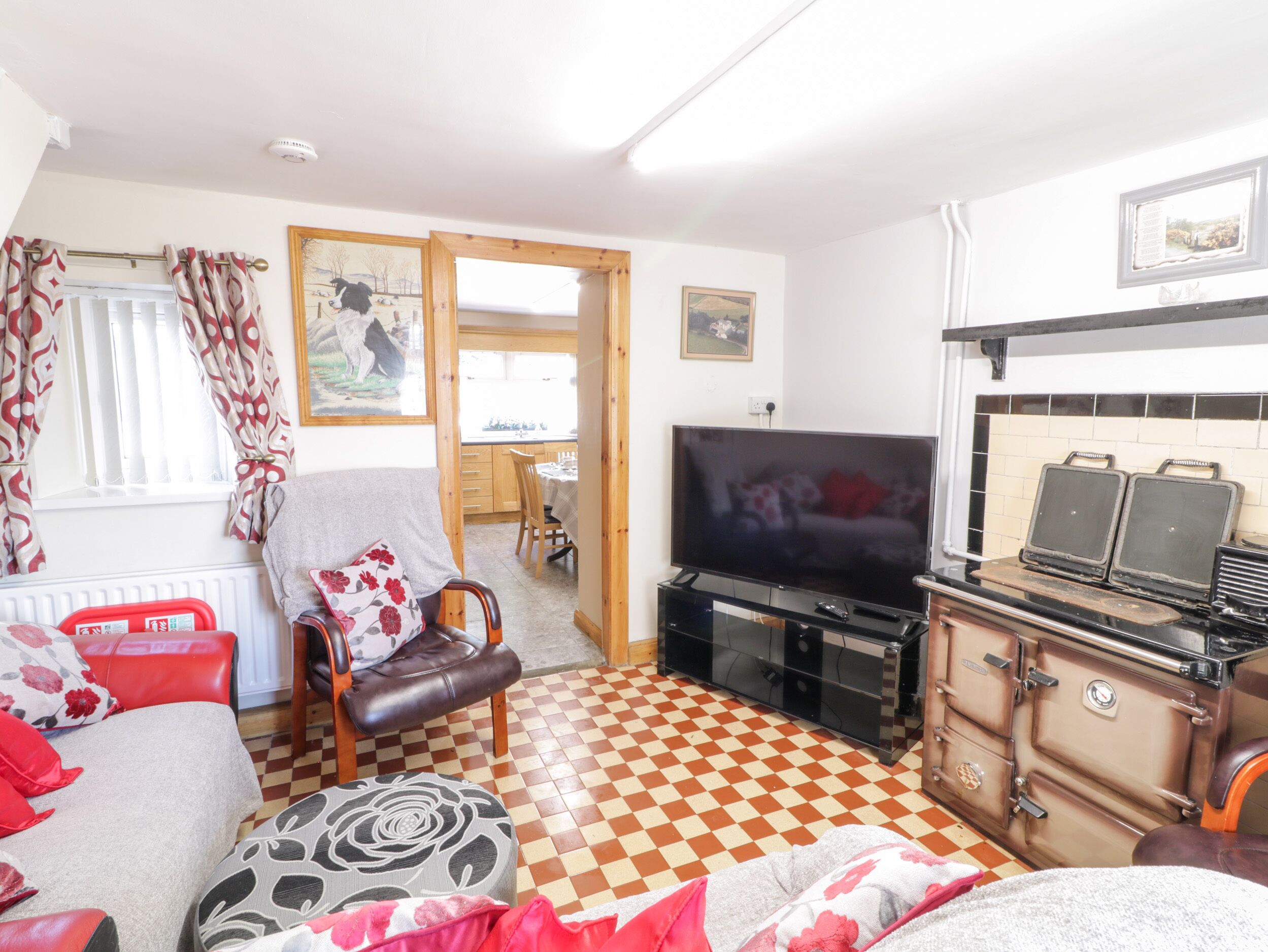 4 slaapkamers, individueel gedecoreerd, individueel gemeubileerd