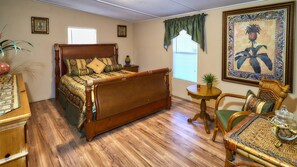 1 bedroom - Room-pleasant Days Lodging Scallop Room (Homosassa)