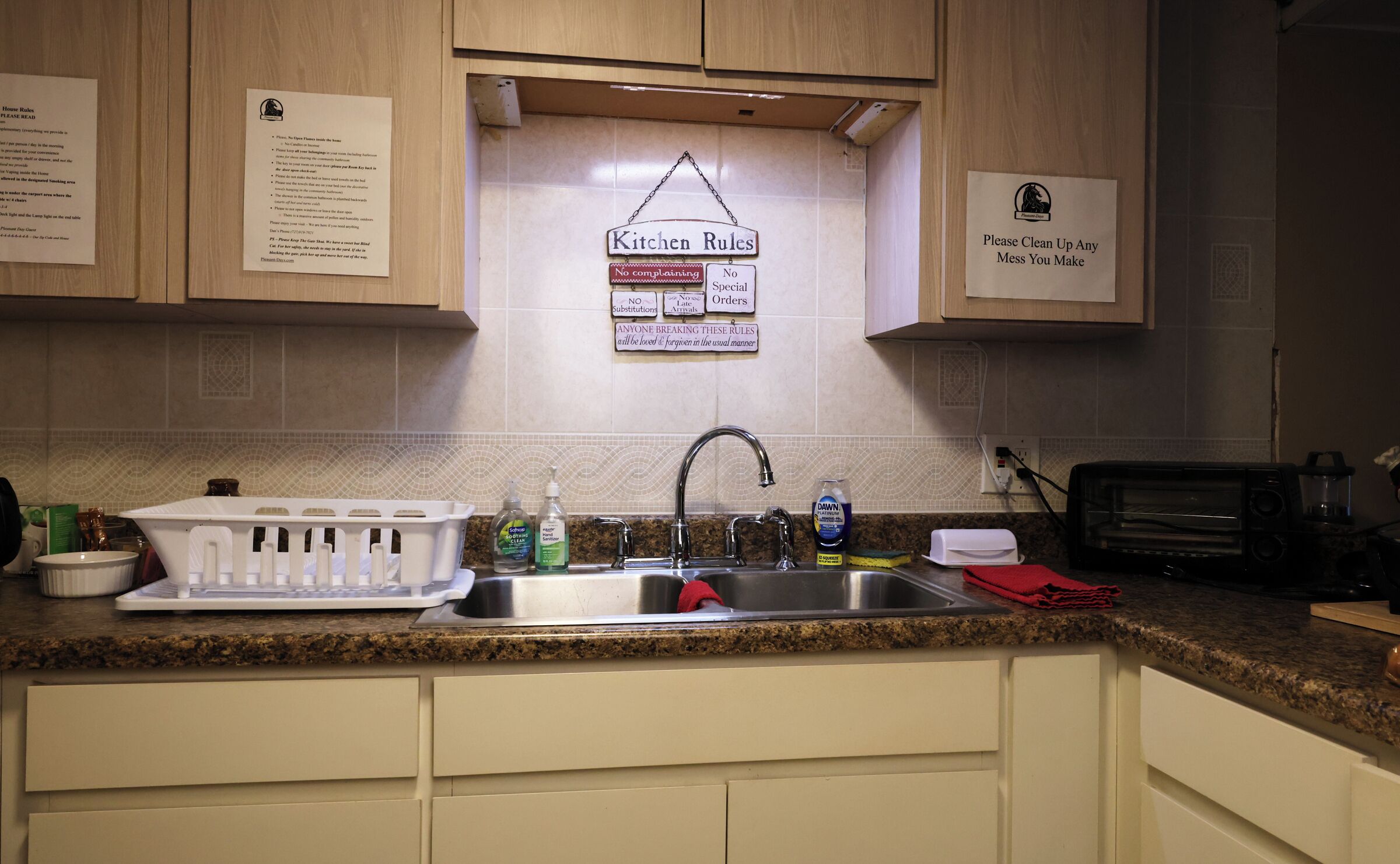 Shared Dormitory, 1 Bedroom, Smoking, Garden View | Interior