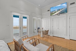 Interior - Avalon - Townhouse At The Shores 4 Bedroom Home by RedAwning (South Padre Island)