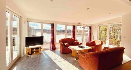 Bjurvik's Villa - Flat 3 - Business Customers Only