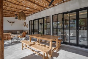 Basic Villa, Multiple Beds | Outdoor dining - Villa Ruta II (Tabanan)