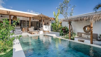 Basic-villa - flere senge | Pool | Udendørs pool