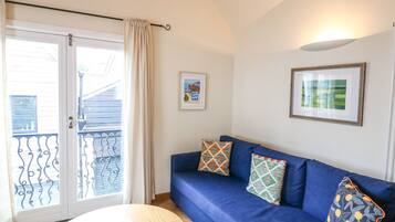 Cottage | Living area