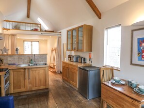 Cottage | Cuisine privée | Réfrigérateur, bouilloire électrique, grille-pain