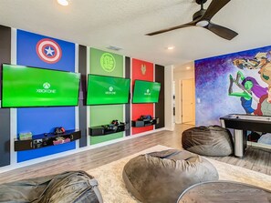 House, Multiple Bedrooms, Private Pool, City View | Interior - Windsor Island 7br, Free Pool Heat, 5min Walk To L (Davenport)