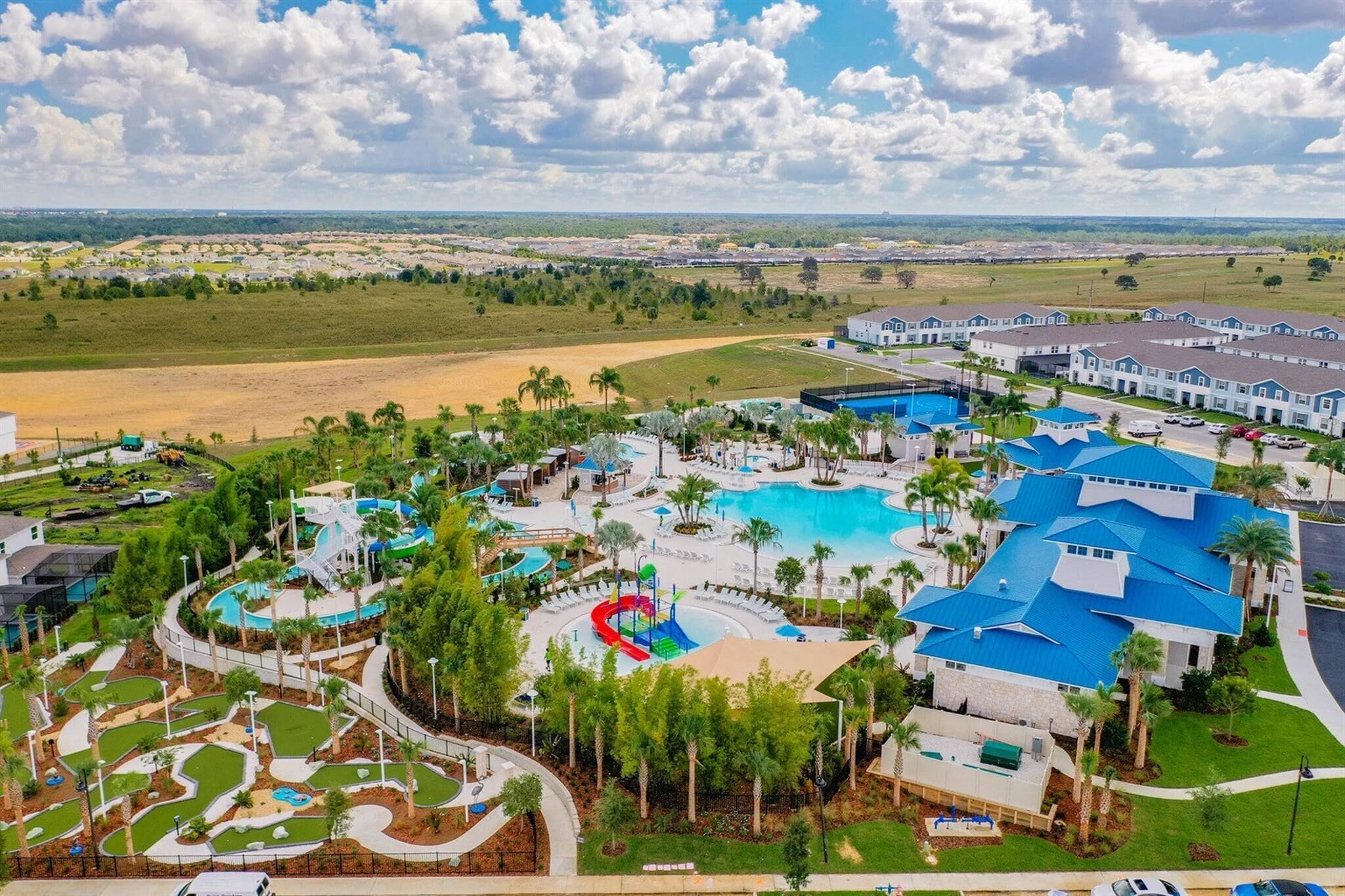 Casa, vários quartos, piscina particular, vista para a cidade | Vista aérea