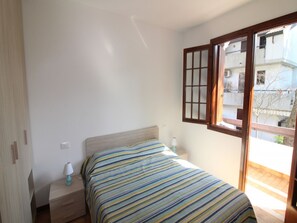 別墅, 2 間臥室, 陽台, 花園景觀 | 3 間臥室