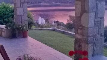 Villa, 3 Bedrooms, Private Pool, Mountain View | Terrace/patio