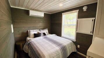 House, Multiple Beds, Patio (#7 3567 US 290 E)