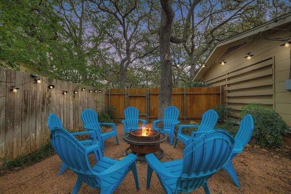 House, Multiple Beds, Hot Tub (1203 Crenwelge Dr) | Property grounds