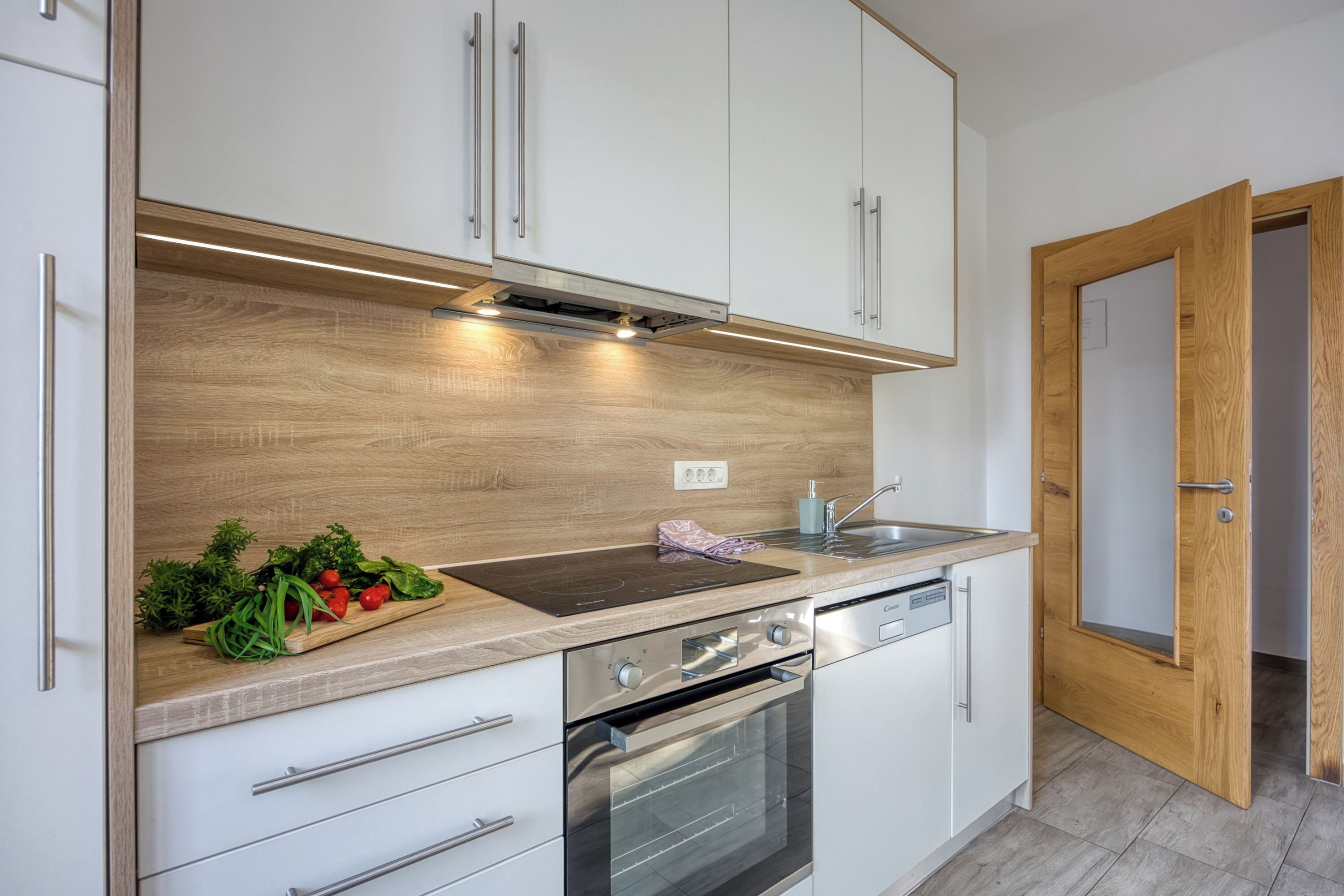 Apartemen Keluarga, beberapa kamar, tepi gunung (Villa Roma Portorose - 2 Terrace) | Dapur pribadi | Lemari es, microwave, oven, dan kompor