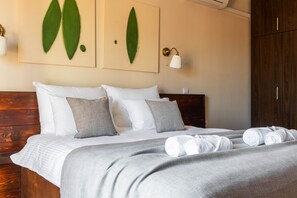 5 Schlafzimmer, kostenlose Babybetten, Bettwäsche