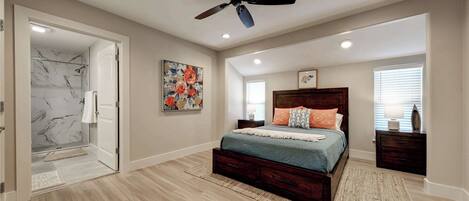 4 bedrooms, individually decorated, individually furnished, free WiFi