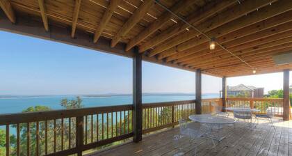 Waterfront Lake House With Hot Tub & Firepit