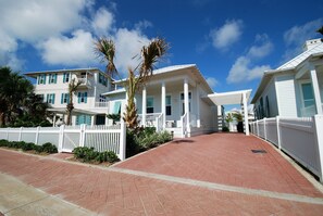 Exterior - Seaglass Cottage - Private Home At The Shores 3 Bedroom Home by RedAwning (South Padre Island)