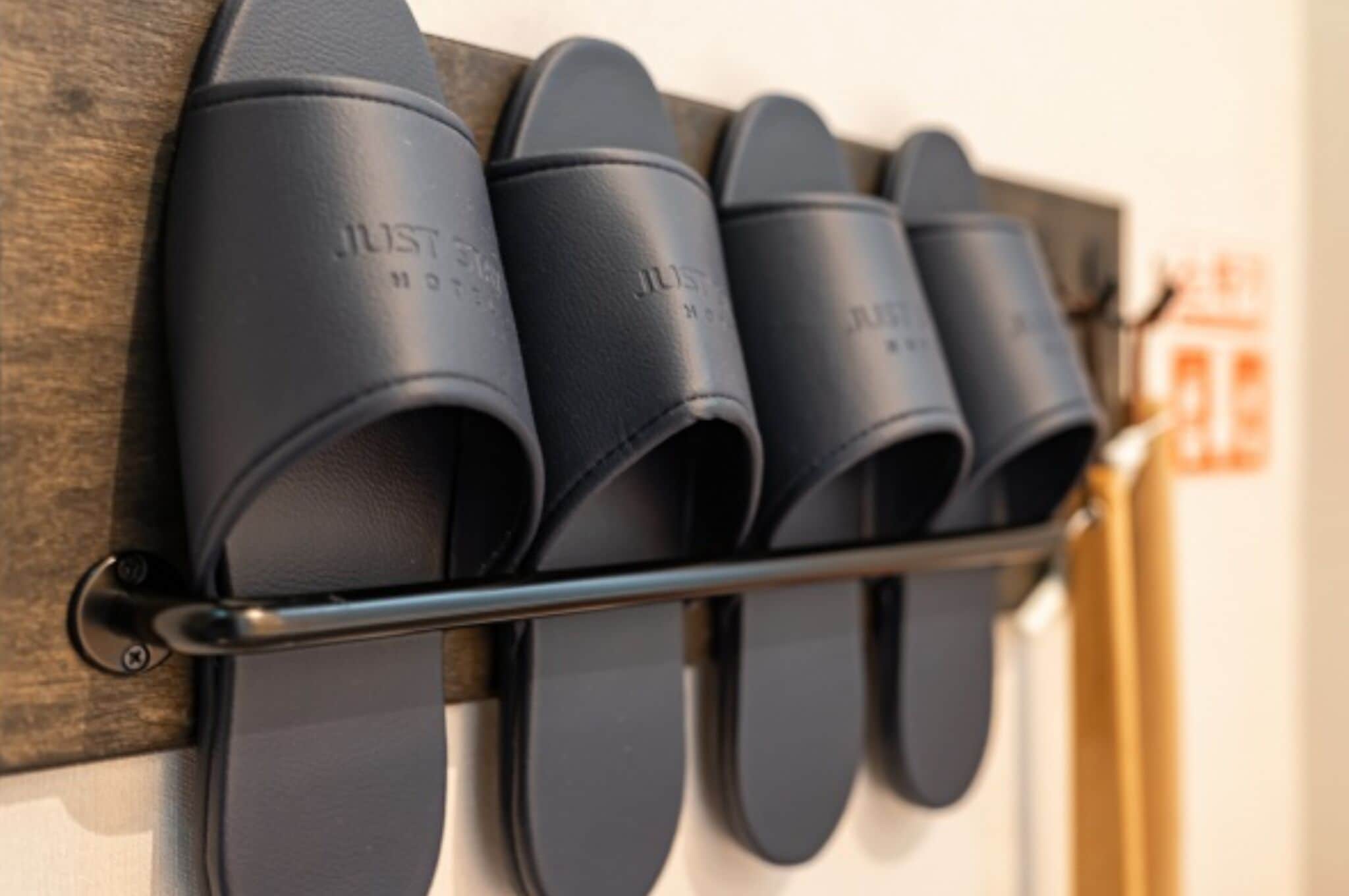 書桌、隔音、免費 Wi-Fi