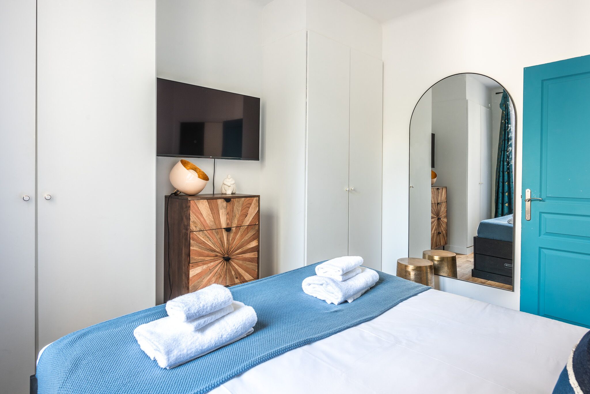 1 chambre, fer et planche à repasser, lit parapluie, Wi-Fi gratuit