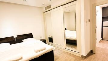 Apartment, 1 Bedroom, Accessible, Smoking | 1 bilik tidur