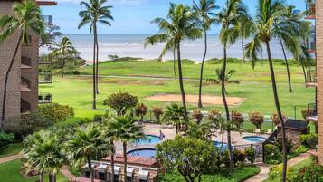 Outdoor pool, free pool cabanas, pool umbrellas
