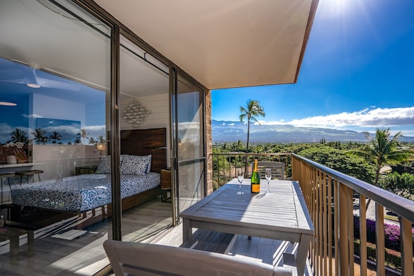 Luxury Condo | Balcony