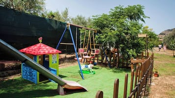 Ferienhaus, 2 Schlafzimmer, Raucher, Balkon | Kinderbereich