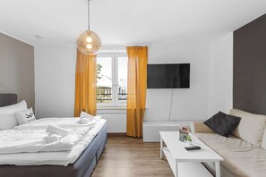 1 Schlafzimmer, Reisekinderbett, kostenloses WLAN, BettwÀsche
