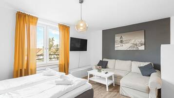 1 Schlafzimmer, Reisekinderbett, kostenloses WLAN, Bettwäsche