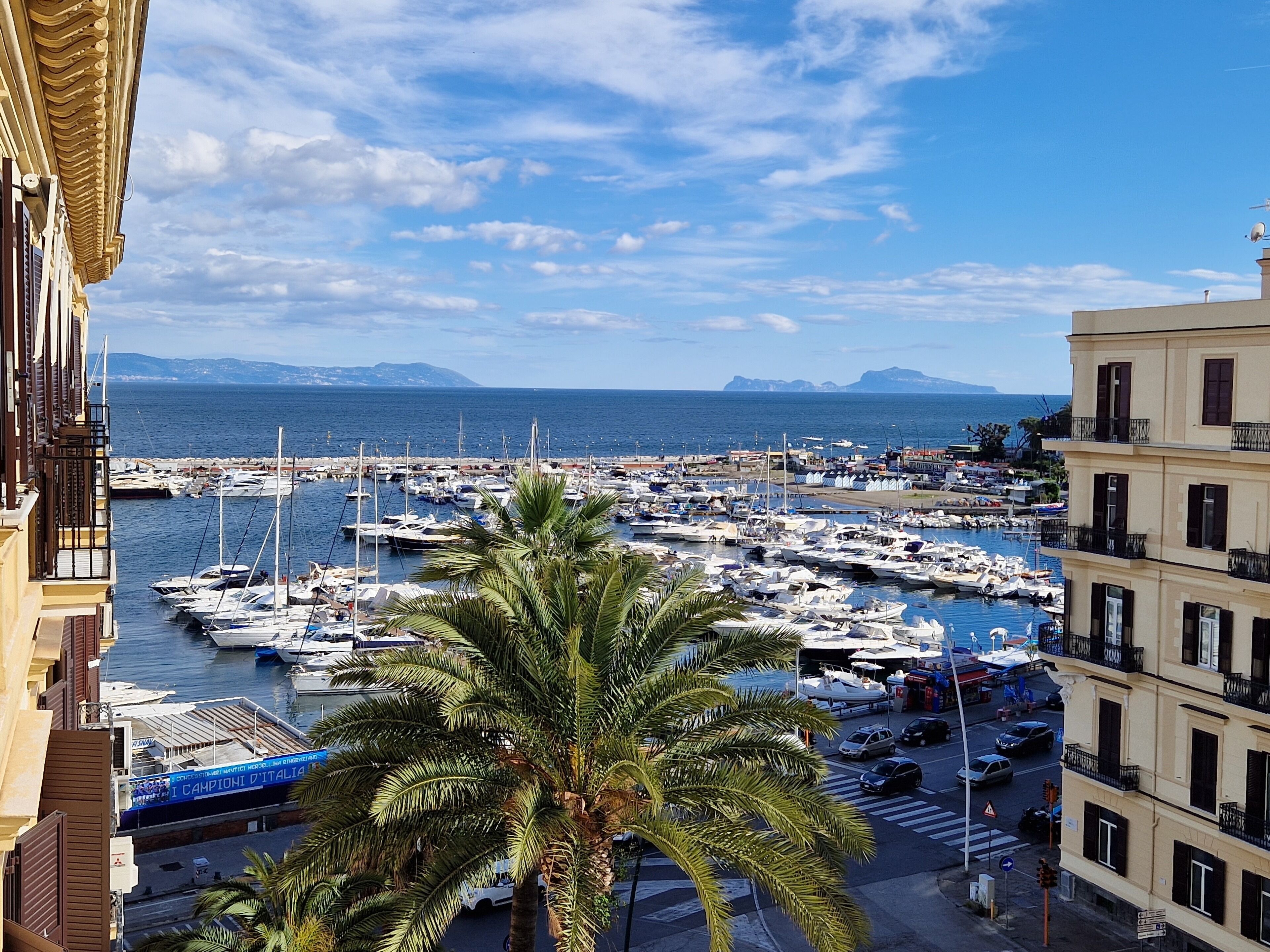 ผ้าปูที่นอน Frette จากอิตาลี, เครื่องนอนระดับพรีเมียม, เตียงเมมโมรีโฟม