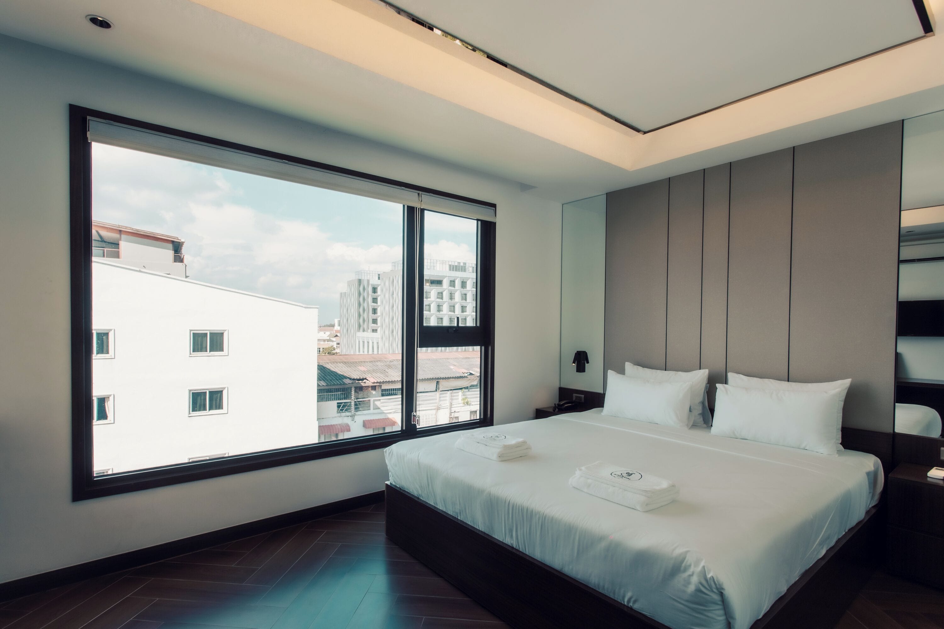 ห้องซูพีเรียดับเบิล | เตียงเมมโมรีโฟม, มินิบาร์ฟรีบางอย่าง, ตกแต่งพิเศษโดยเฉพาะ, ผ้าม่านกันแสง