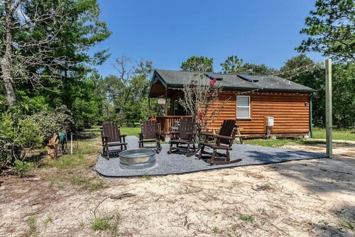 A/C, Firepit, Grill, Pet Friendly