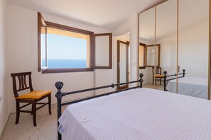 3 camere, ferro/asse da stiro, Wi-Fi gratuito, lenzuola