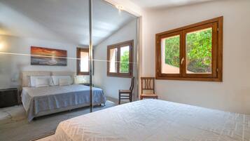 3 Schlafzimmer, Bügeleisen/Bügelbrett, kostenloses WLAN, Bettwäsche