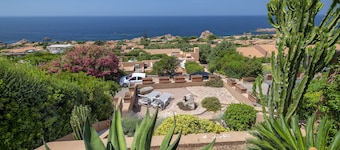 Villa 'Sirius' with Sea View, Private Terrace and Wi-Fi