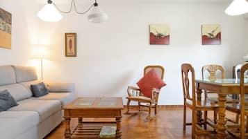 Televisión, chimenea