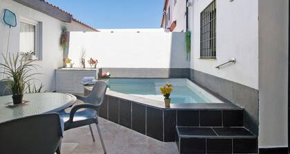 Chalet 'Casa Mia' Außenwhirlpool mit privater Terrasse, privatem Garten und WLAN