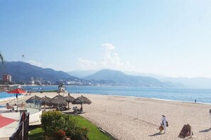 Am Strand, Strandtücher