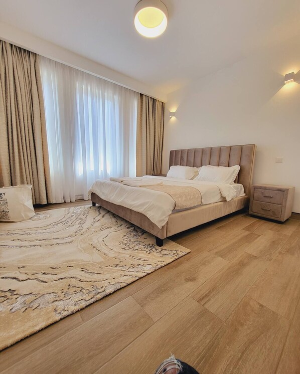 2 bedrooms, WiFi, bed sheets