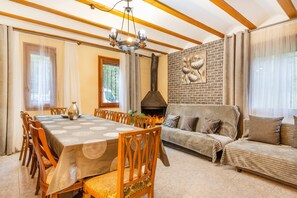 Dining - Gran Parents Country House with Lake Views, Wi-Fi, and Air Conditioning (Odèn)