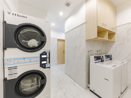 Laundry room. Toyoko Inn Tenri Ekimae