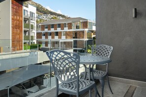 Appartamento City | Balcone